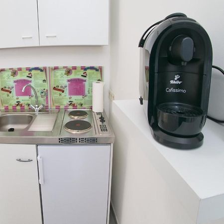 Niko Apartment Виена Екстериор снимка