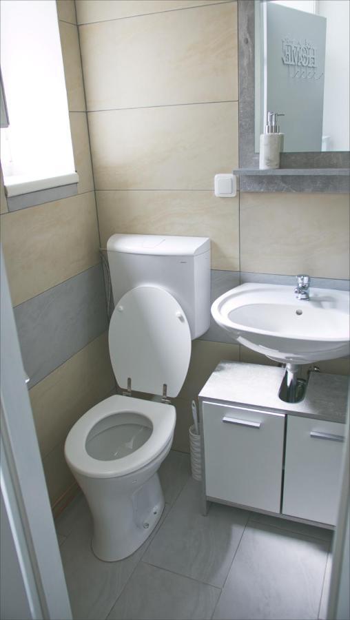 Niko Apartment Виена Екстериор снимка